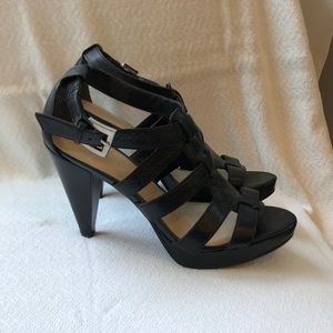 EUC Nine West strappy heels!